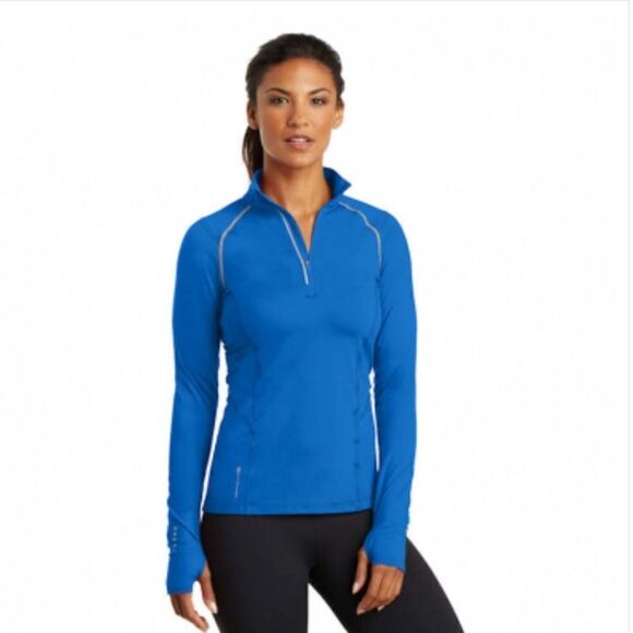OGIO ENDURANCE Women's Black Nexus 1/4-Zip Pullover - Picture 3 of 14